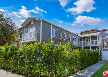 111 S Harper Avenue - Photo 1