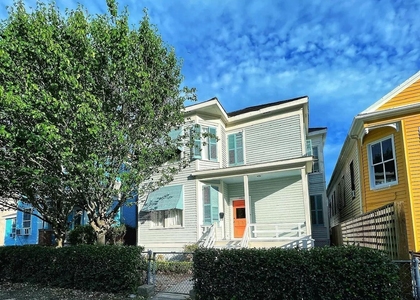 1105 Market Street - Photo 1