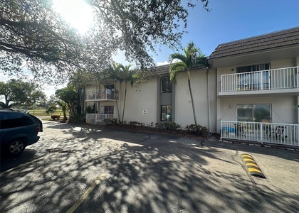 1830 Maravilla Avenue - Photo 1