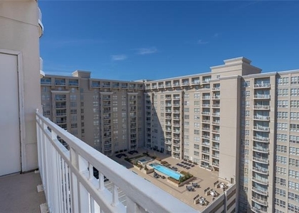 3225 Turtle Creek Boulevard - Photo 1
