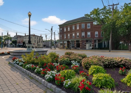 11 Main Street - Photo 1
