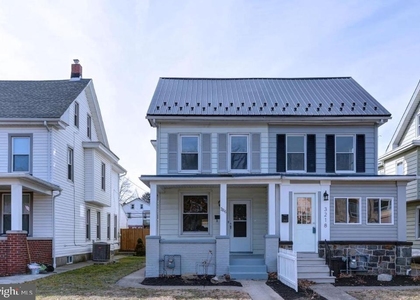 3216 Green Street - Photo 1