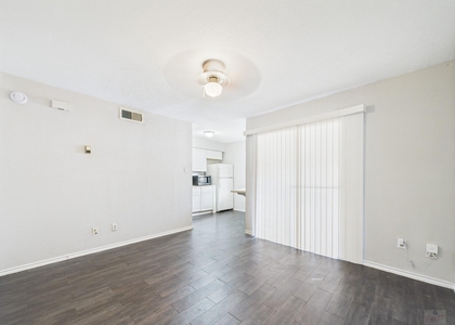 1840 Burton Dr - Photo 1
