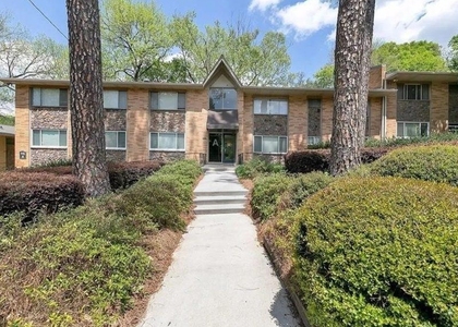 115 Biscayne Drive Nw - Photo 1
