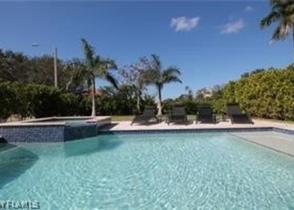 11002 Vanderbilt Drive - Photo 1