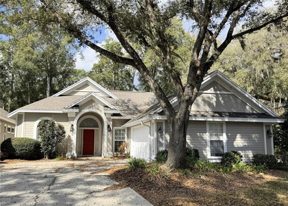 4404 Sw 91st Drive - Photo 1