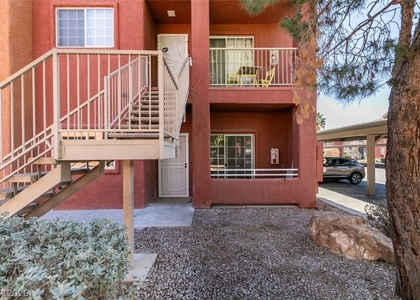 4730 E Craig Road - Photo 1