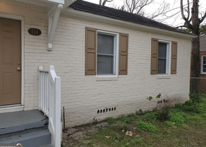 114 W Mary Street - Photo 1