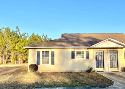 409 Lawnwood Court - Photo 1