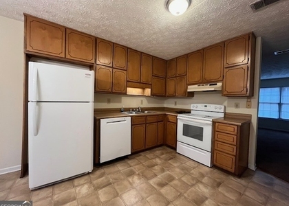 280 Chase Drive - Photo 1