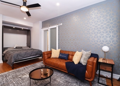 315 W 3rd - Photo 1