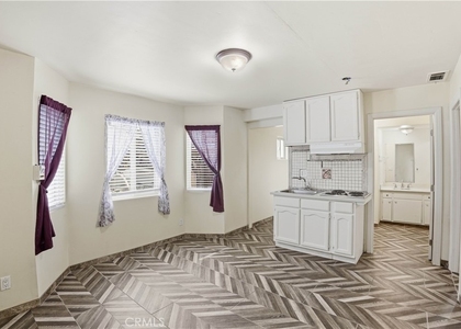 1581 Chanticleer - Photo 1