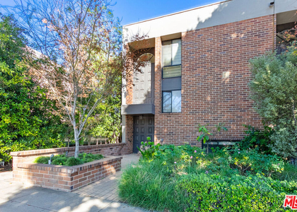 9323 Burton Way - Photo 1