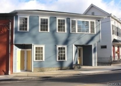 209 S Division Street - Photo 1