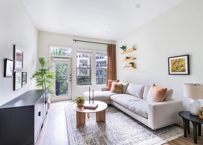 641 W Crosstimbers Street - Photo 1