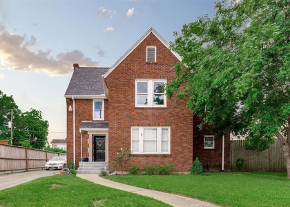2208 Blodgett Street - Photo 1