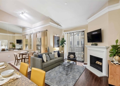 6607 Brodie Ln - Photo 1
