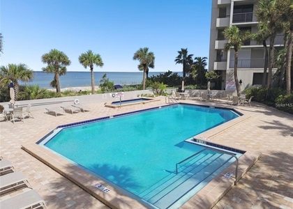 1600 Gulf Boulevard - Photo 1