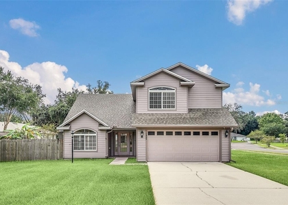 1422 Saffron Trail - Photo 1