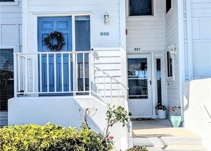 958 Sandpiper Circle - Photo 1