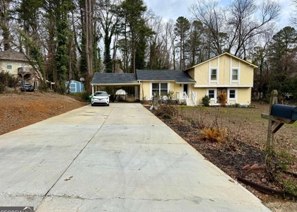1795 San Andra Drive - Photo 1