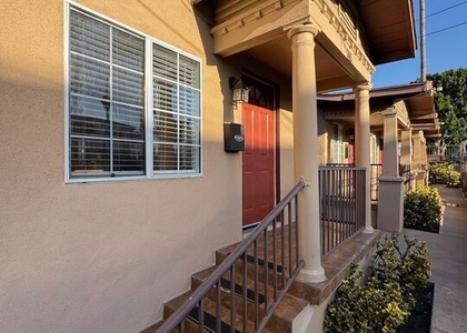 315 N Coronado Street - Photo 1