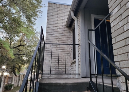 9700 Leawood Boulevard - Photo 1