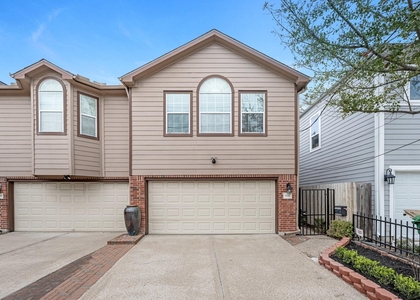 5228 Larkin Street - Photo 1