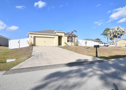 439 Gancedo Street Sw - Photo 1