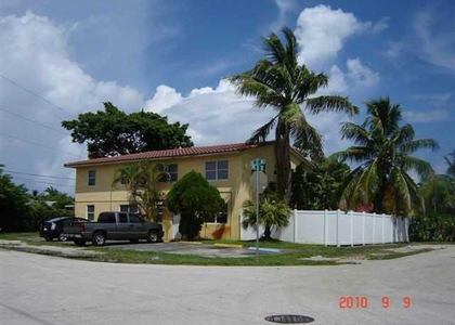 1301 Ne 15th Street - Photo 1