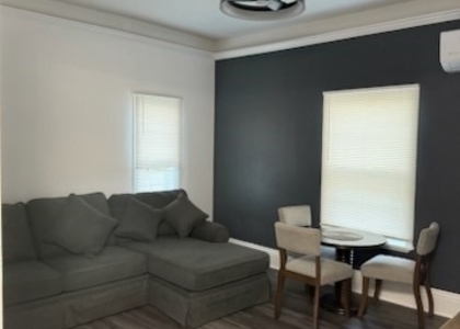 2536 Griffin - Photo 1