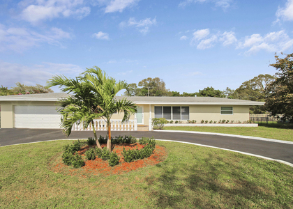 1231 Sw 32nd Street - Photo 1