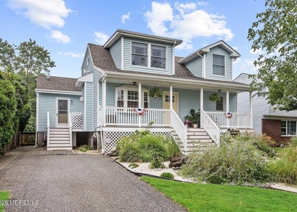265 E Virginia Avenue - Photo 1