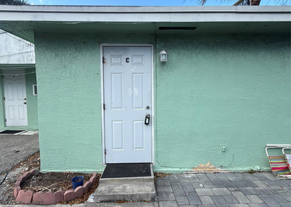299 Se 12th Avenue - Photo 1