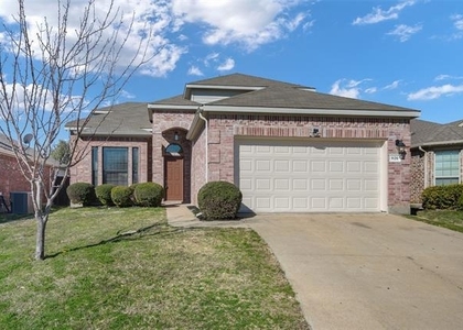 826 Hazels Way - Photo 1