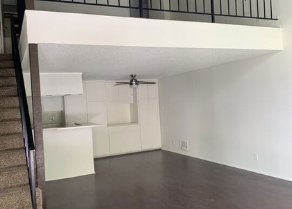 1820 S Bentley Avenue - Photo 1