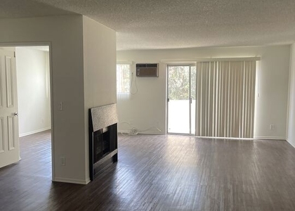 1820 S Bentley Avenue - Photo 1