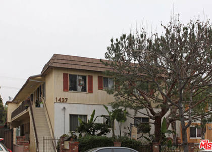 1437 11th Street - Photo 1