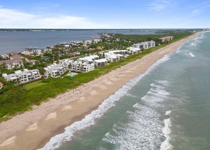 2051 Ne Ocean Boulevard - Photo 1