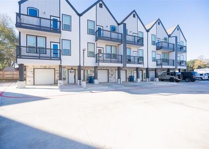2519 Washington Street - Photo 1