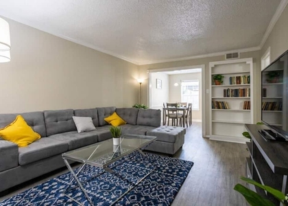 6505 Westheimer Road - Photo 1