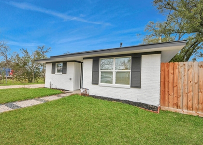 5115 Clay Street - Photo 1