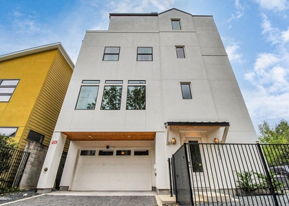 2303 Yupon Street - Photo 1