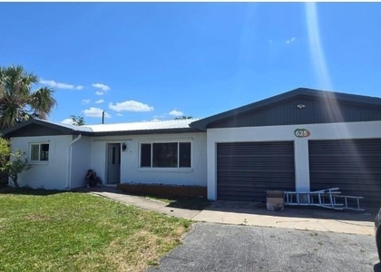 625 Pompano Terrace - Photo 1