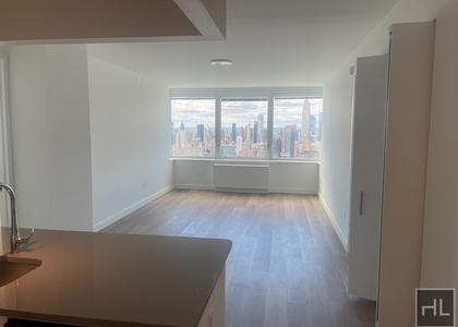 Center Boulevard - Photo 1