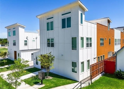 2509 Benbrook Boulevard - Photo 1