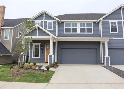 205 Chestnut - Photo 1