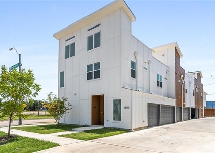 2505 Benbrook Boulevard - Photo 1