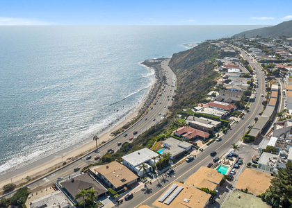 18111 Coastline Drive - Photo 1