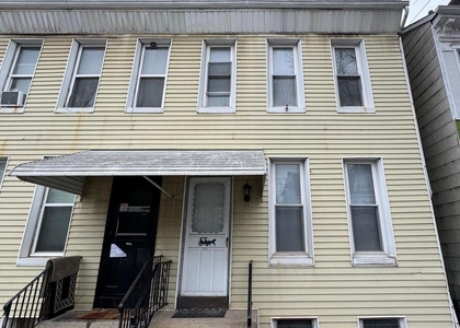 645 W Philadelphia Street - Photo 1